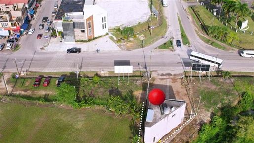 Bâtiment commercial à Belmopan
