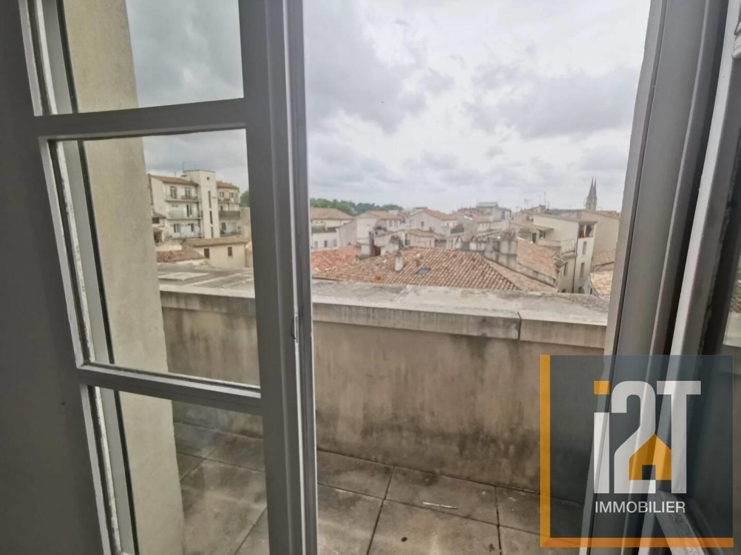 Appartement à louer, 17m², Nîmes