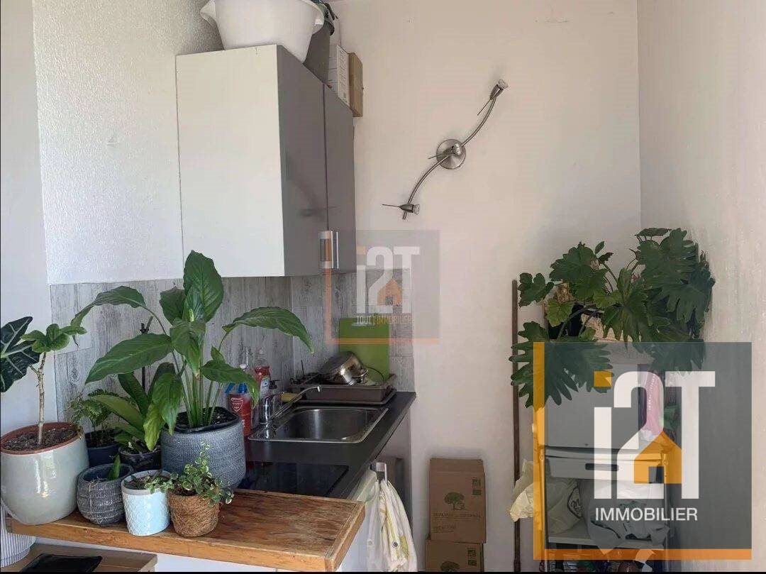 Appartement à louer, 18m², Nîmes