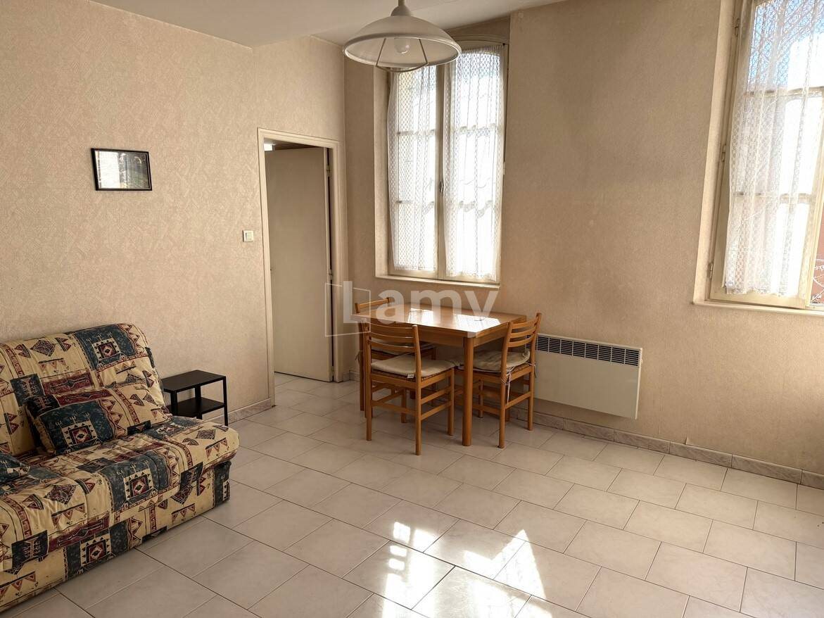 Appartement à louer, 30m², Salon-de-Provence