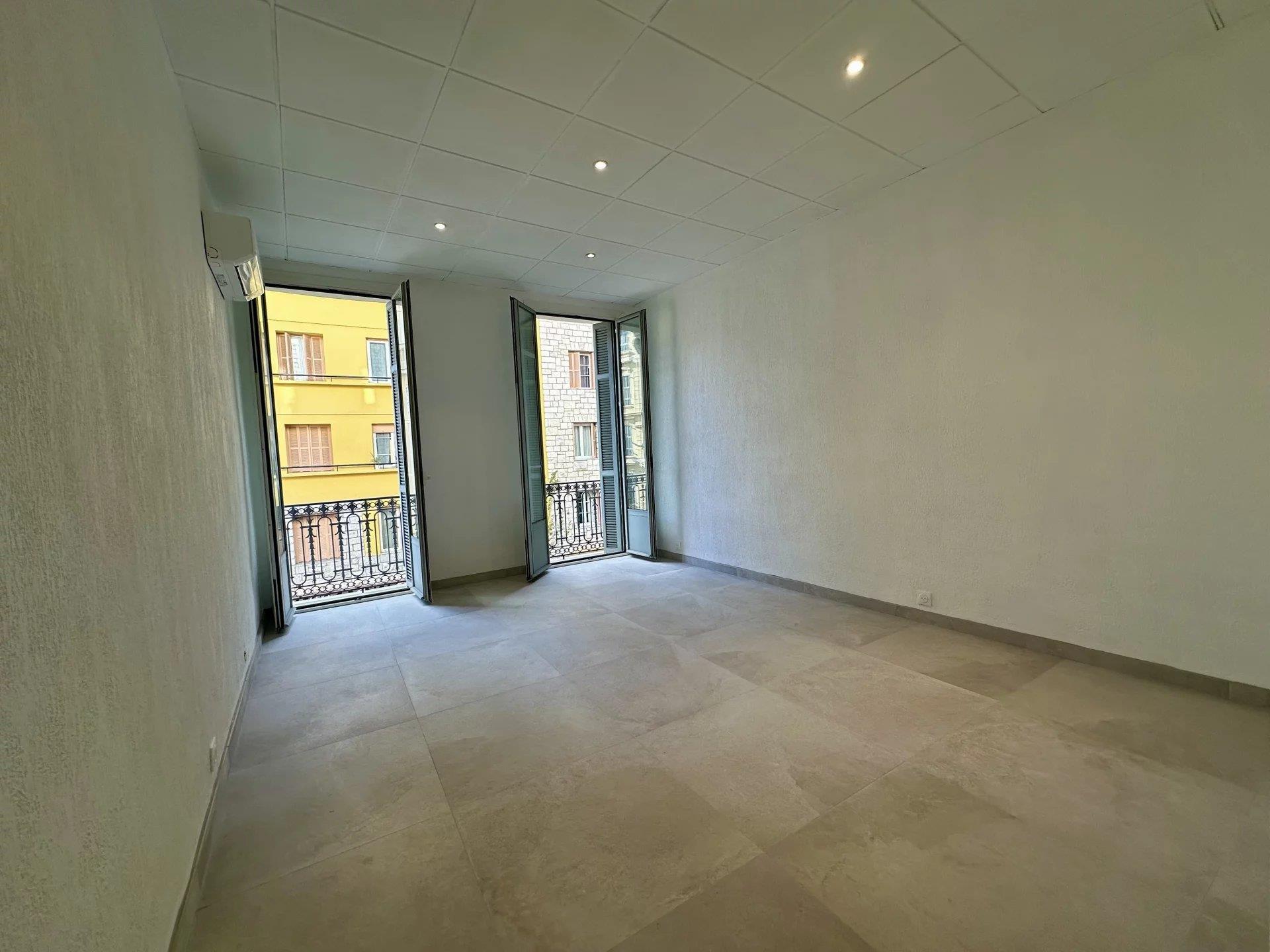 Appartement à louer, 102m², Nice