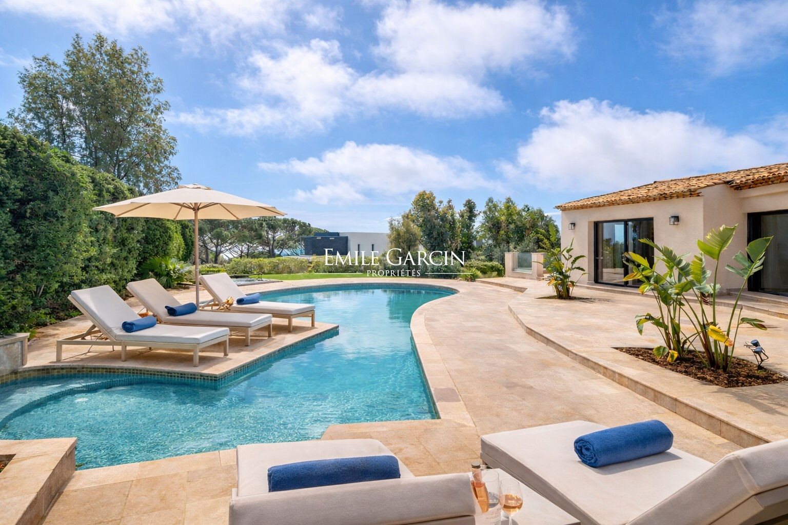 Maison à louer, 420m², Cannes