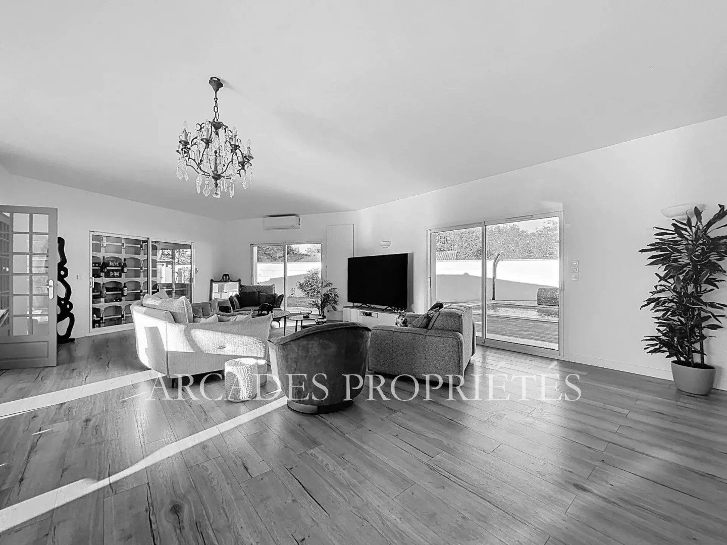 Maison à vendre, 228m², Izon