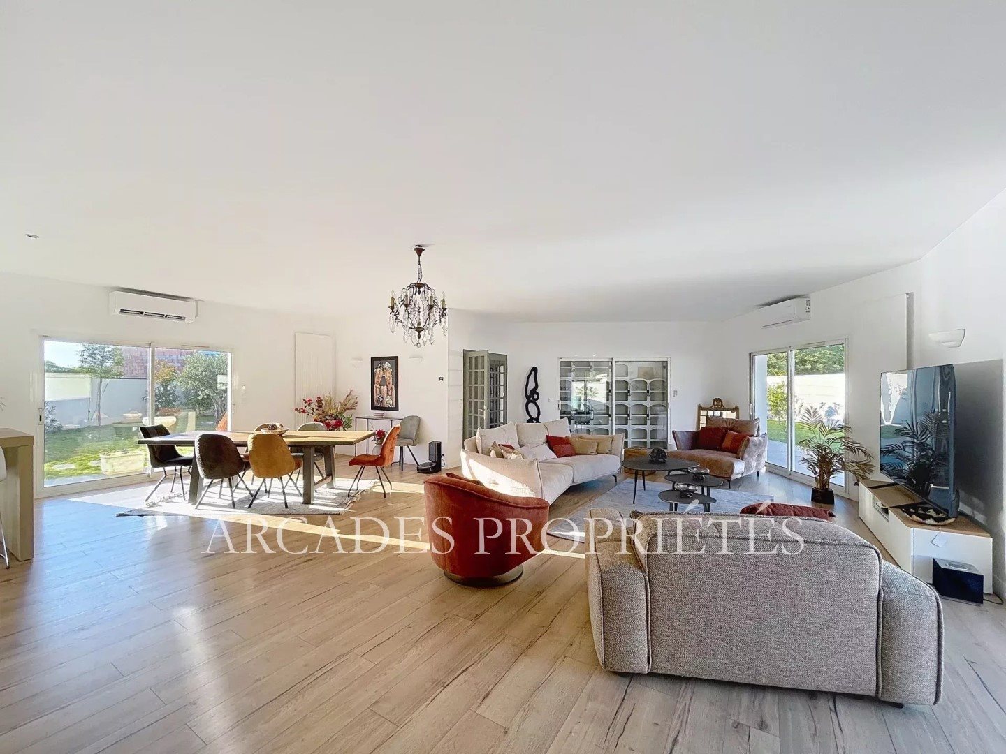 Maison à vendre, 228m², Izon
