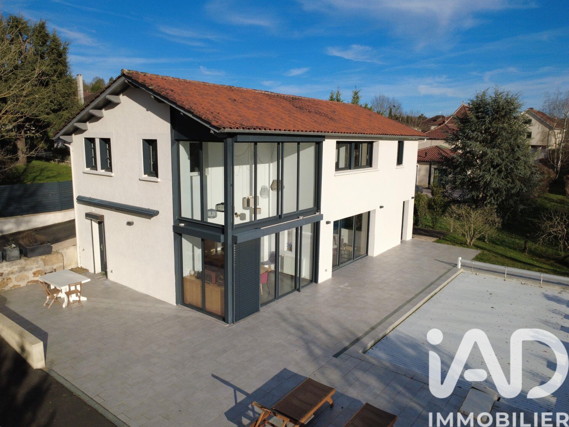 Maison à vendre, 220m², Figeac