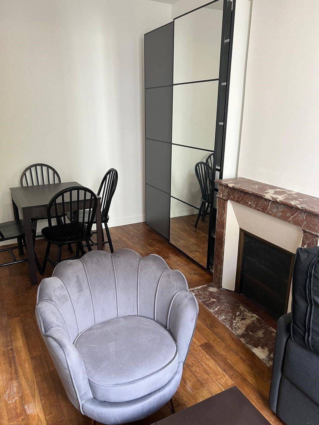 Appartement à louer, 24m², Paris 20ème