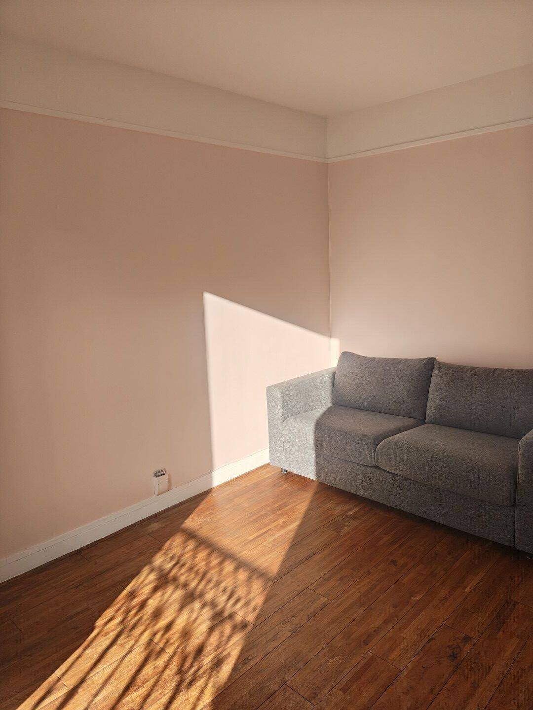 Appartement à louer, 20m², Paris 18ème