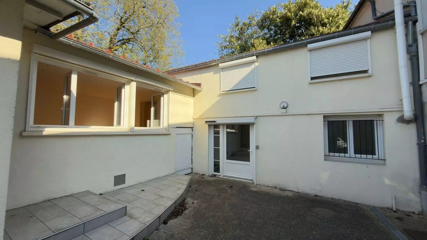 Appartement à louer, 60m², Mantes-la-Ville