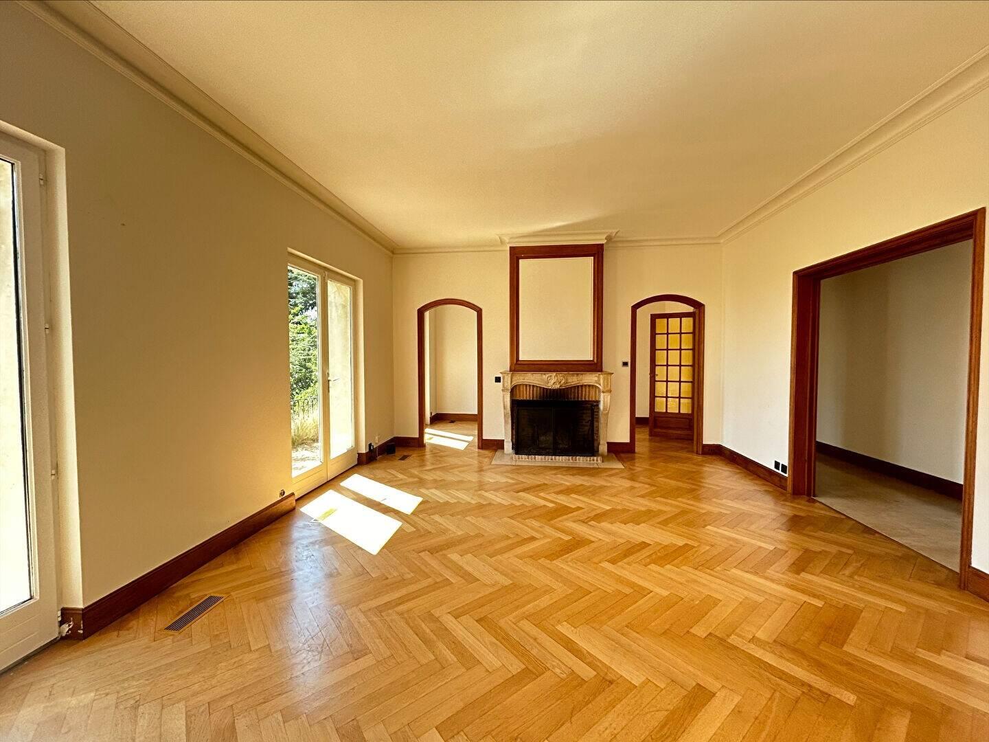 Maison à louer, 147m², Caluire-et-Cuire