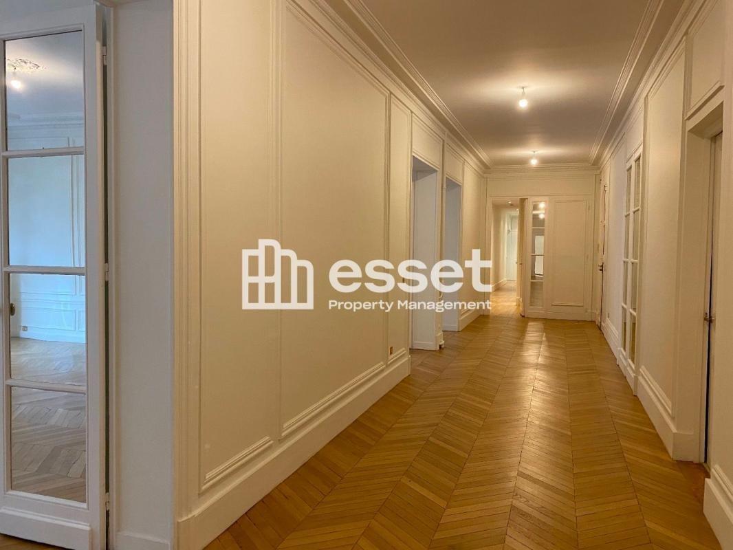 Appartement à louer, 273m², Paris 16ème