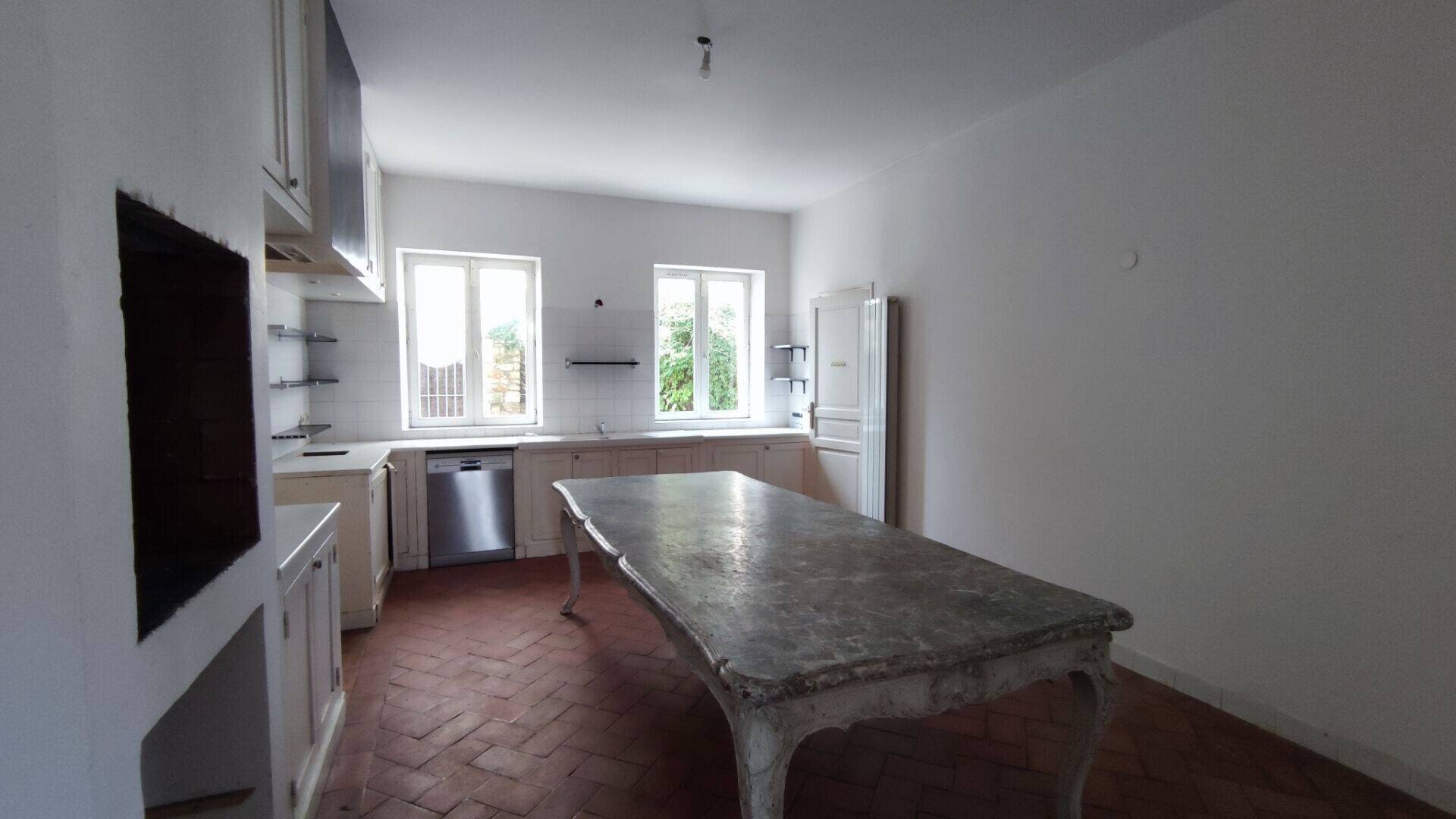 Maison à louer, 278m², Herbeville