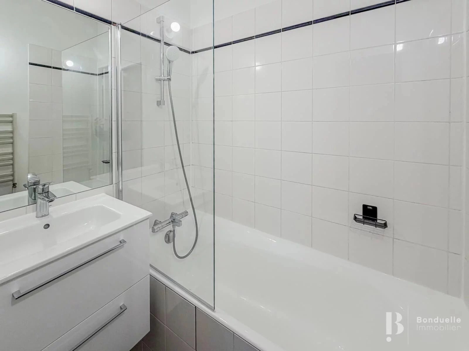 Appartement à louer, 38m², Paris 17ème