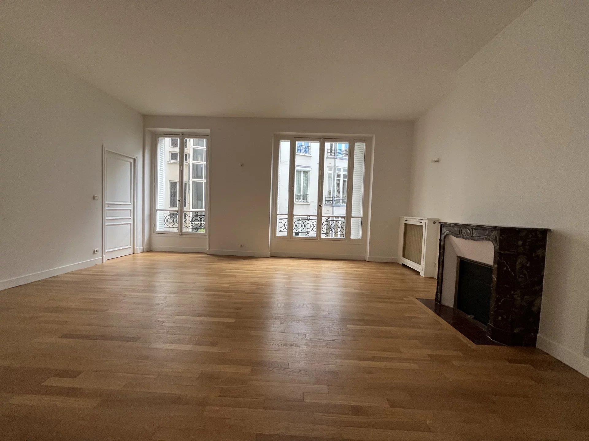 Appartement à louer, 105m², Paris 5ème