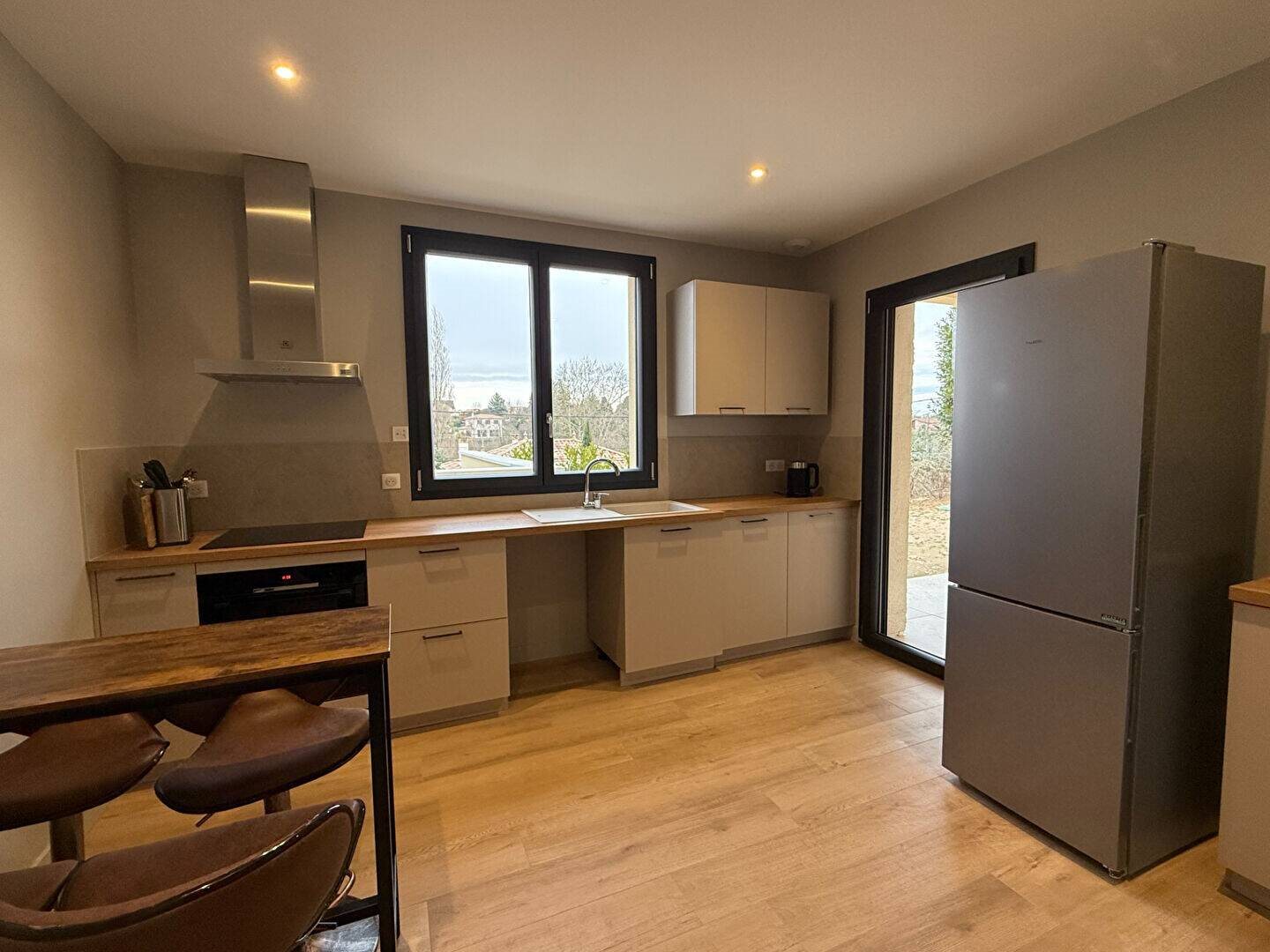 Maison à louer, 141m², Saint-Cyr-au-Mont-d'Or