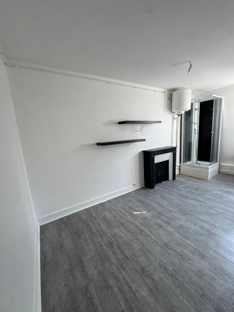 Appartement à louer, 12m², Paris 17ème