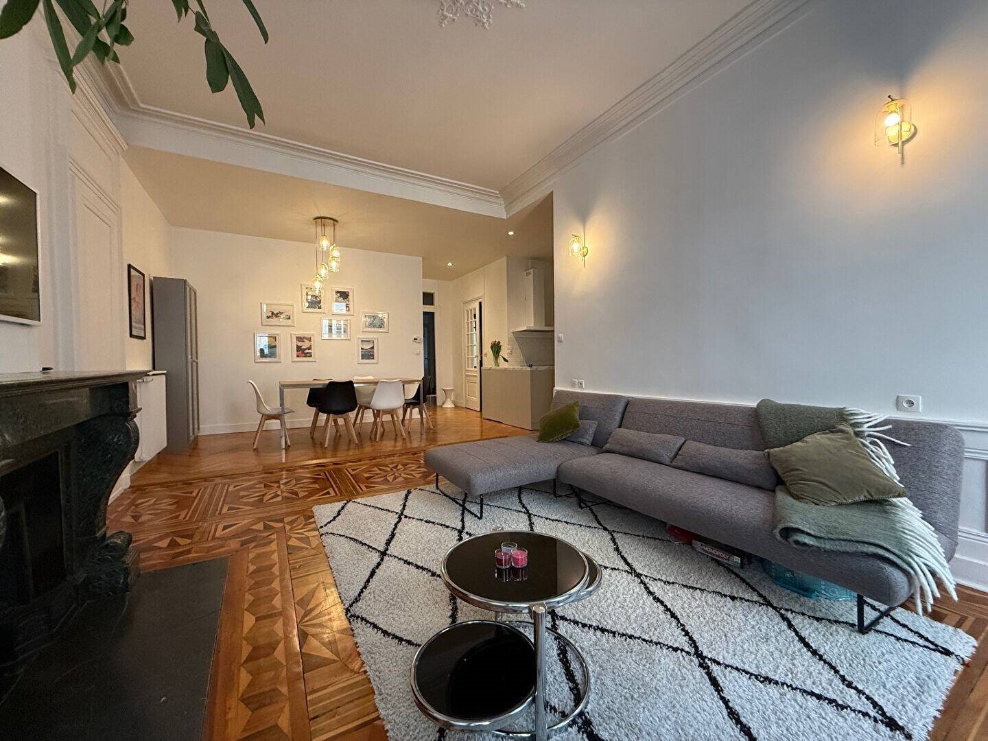 Appartement à louer, 85m², Lyon 6ème
