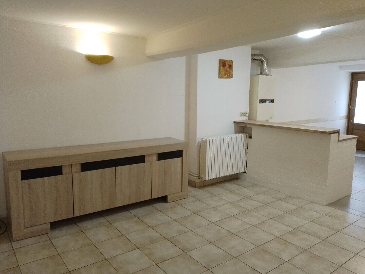 Maison à louer, 71m², Tournus