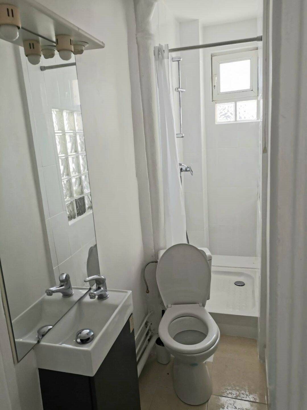 Appartement à louer, 25m², Paris 18ème