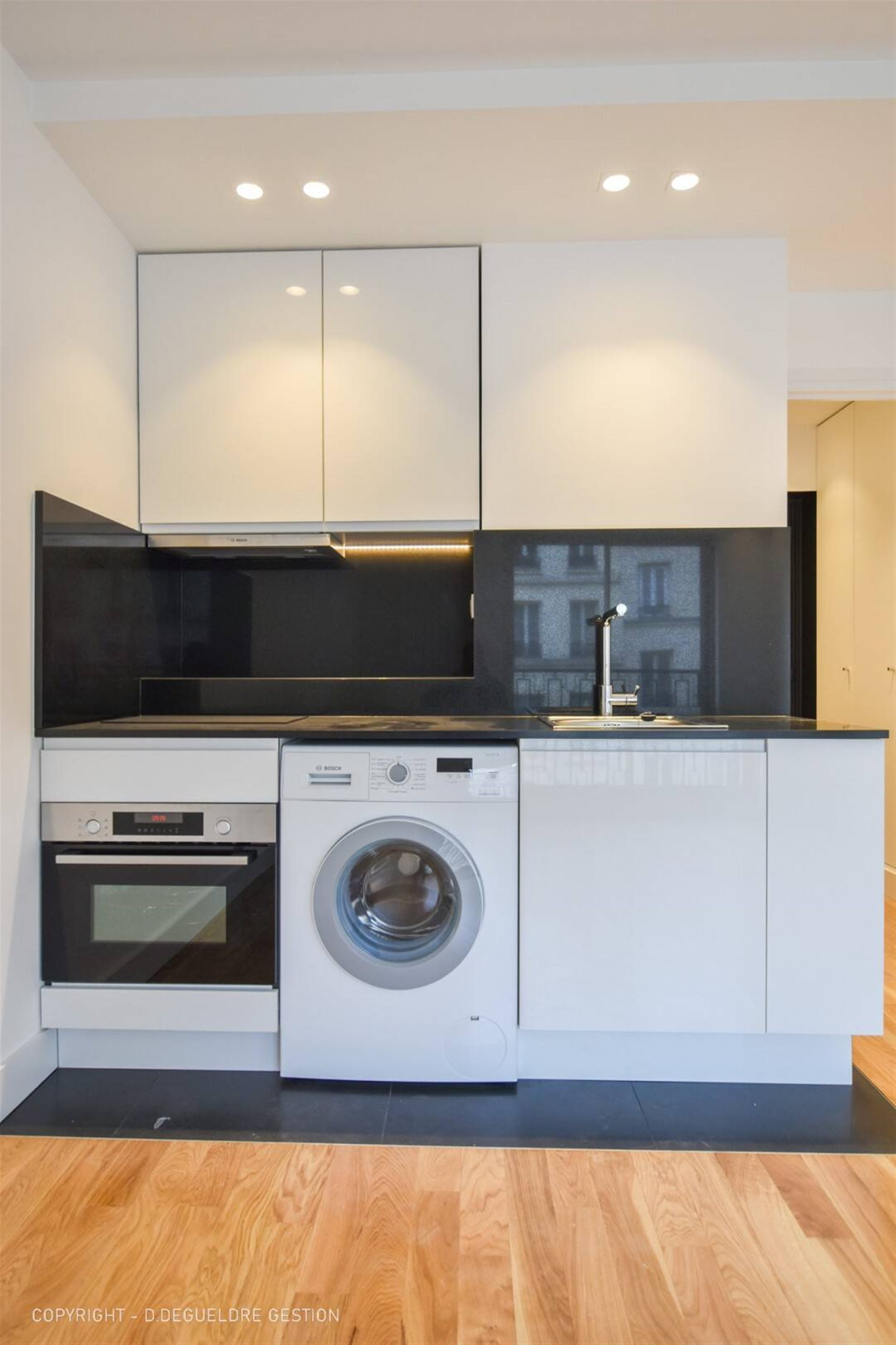 Appartement à louer, 23m², Paris 18ème