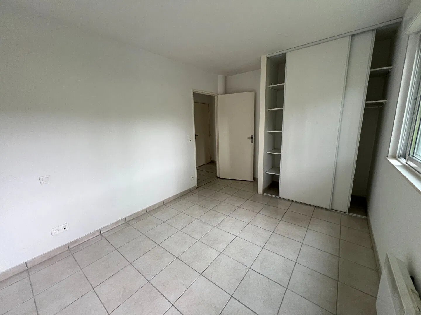 Maison à louer, 80m², Gan