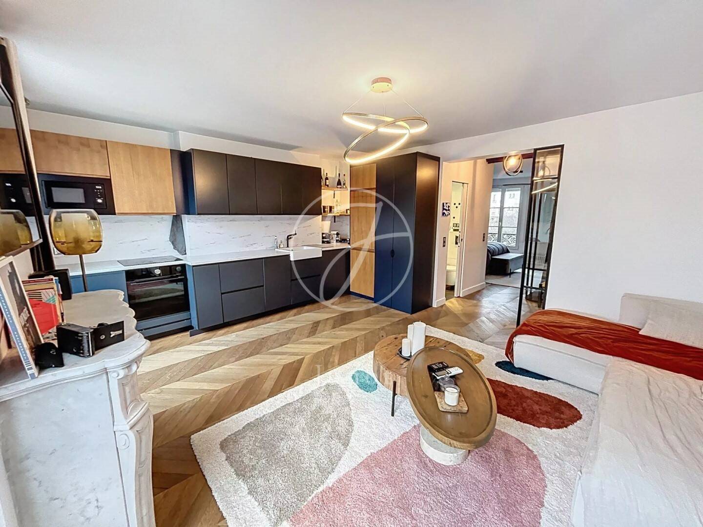 Appartement à louer, 47m², Paris 18ème