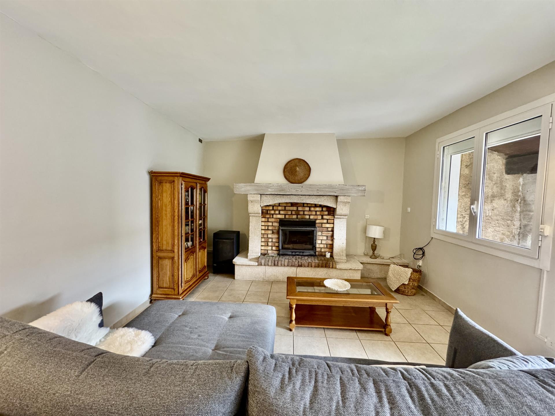 Maison à vendre, 124m², Laudun-l'Ardoise