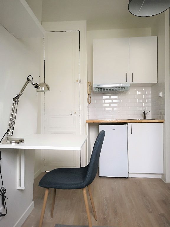 Appartement à louer, 9m², Paris 17ème