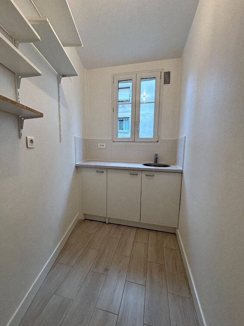 Appartement à louer, 28m², Paris 20ème