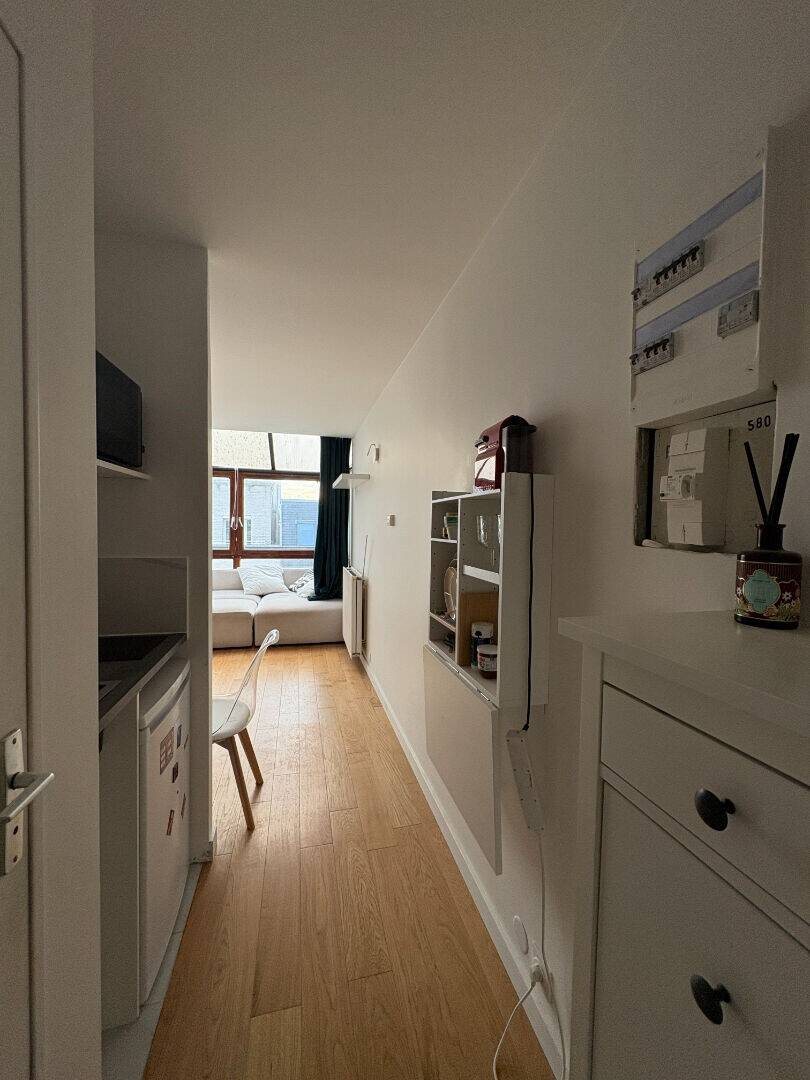 Appartement à louer, 21m², Paris 20ème