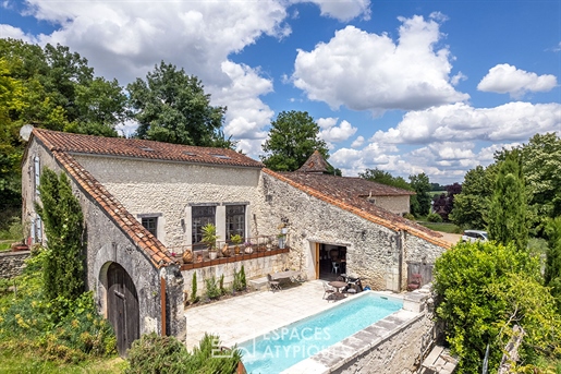 Das elegante alte Bauernhaus, seine Rustikalität und seine raffinierte Renovierung