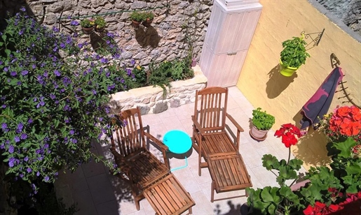 Cute 2 bedroom village house with courtyard garden and terrace