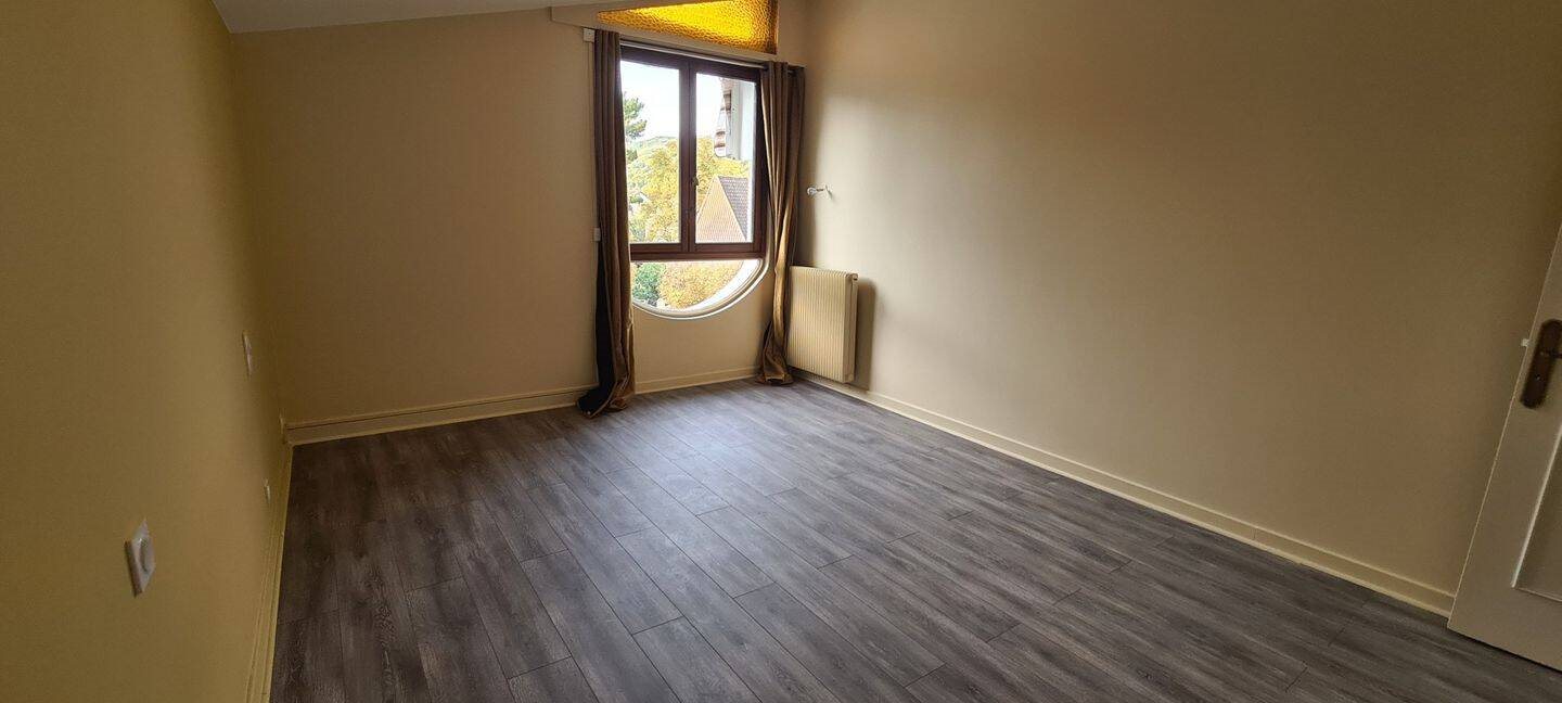 Maison à louer, 140m², Châtel-Guyon