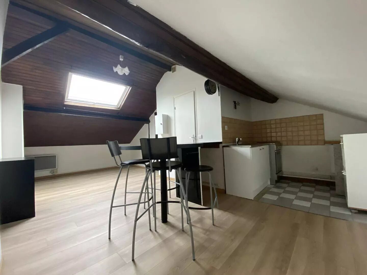 Appartement à louer, 15m², Maule