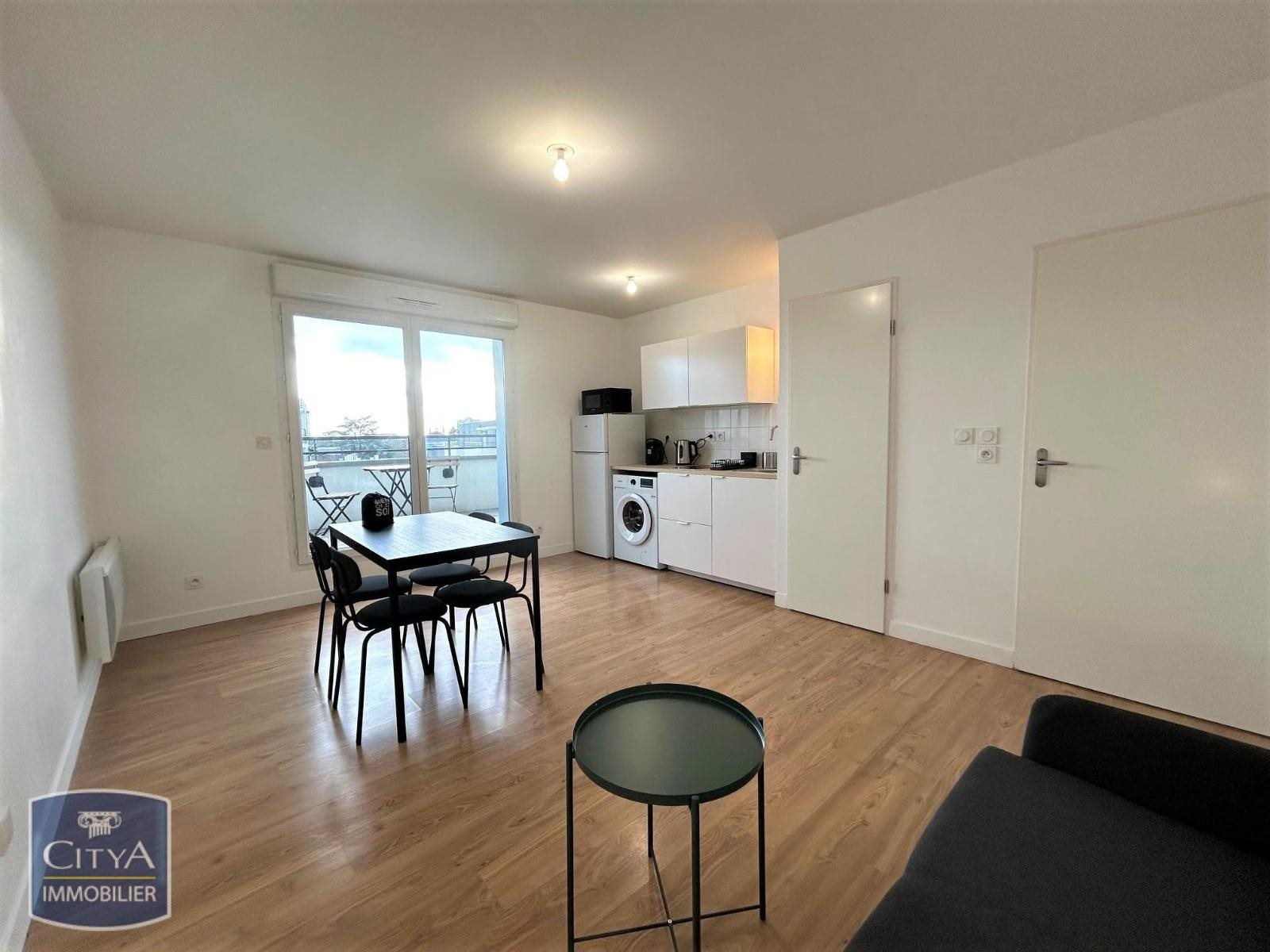 Appartement à louer, 42m², Tours
