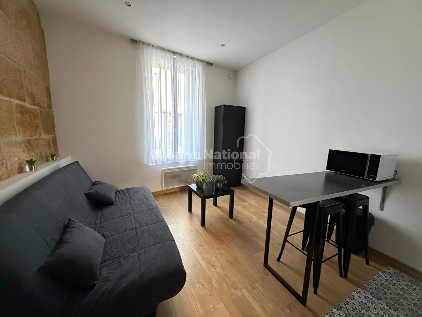 Appartement à louer, 19m², Nîmes