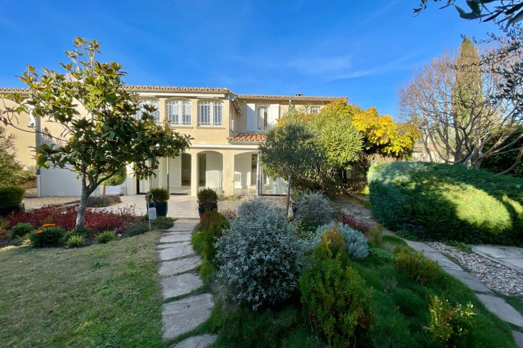 Maison à vendre, 166m², Uzès