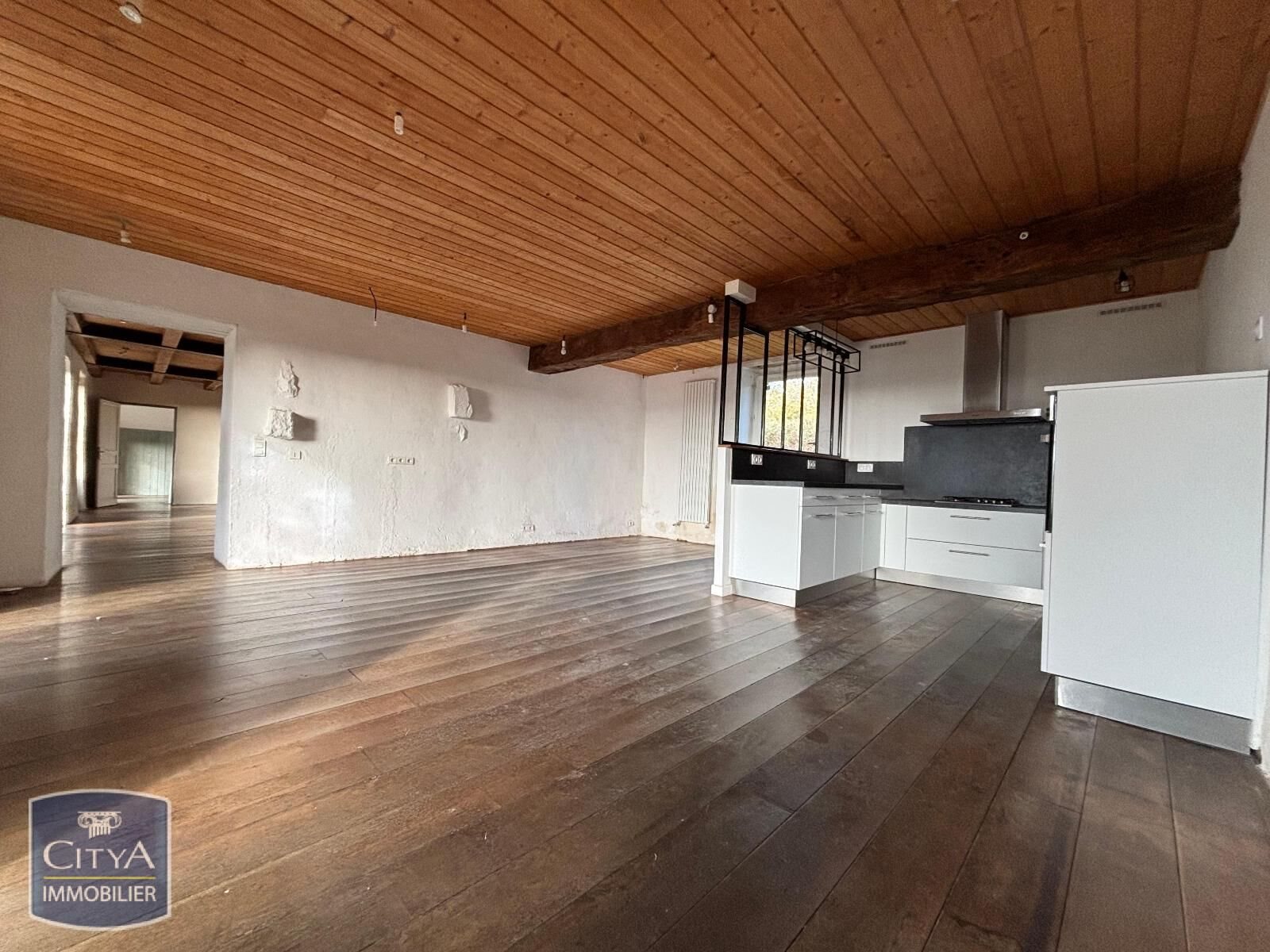 Maison à louer, 217m², Guérande
