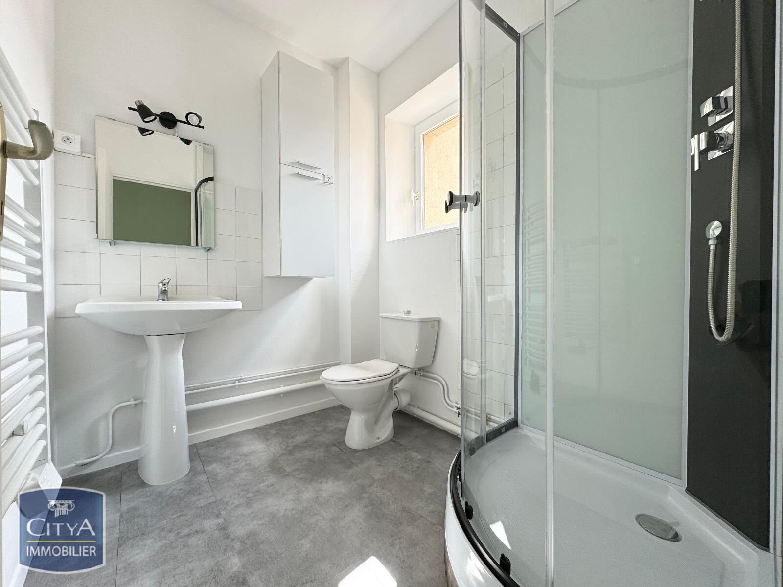 Appartement à louer, 18m², Riom