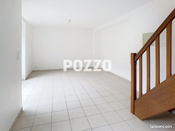 Maison à louer, 59m², Saint-Hilaire-du-Harcouët