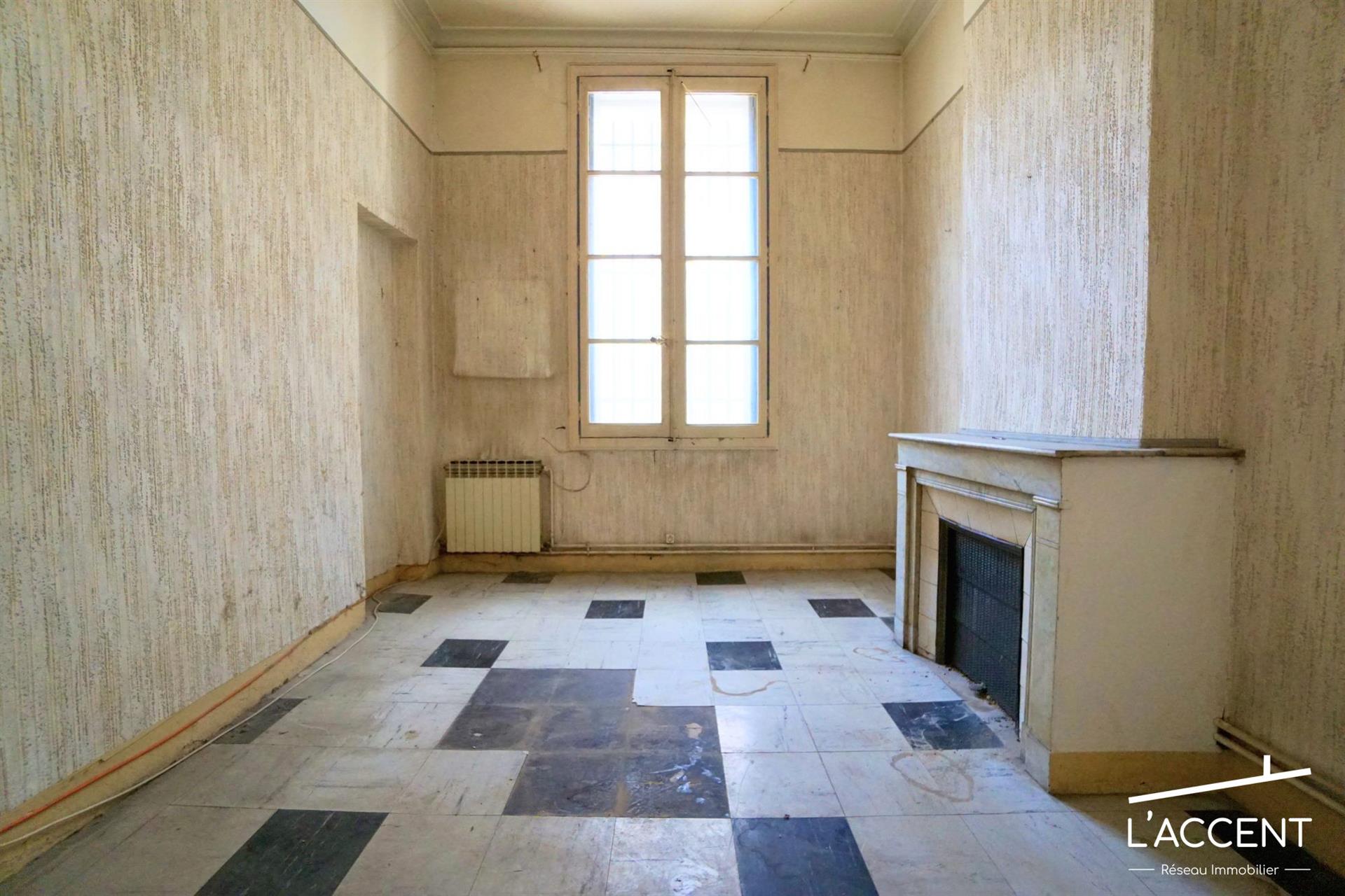 Appartement à vendre, 94m², Nîmes