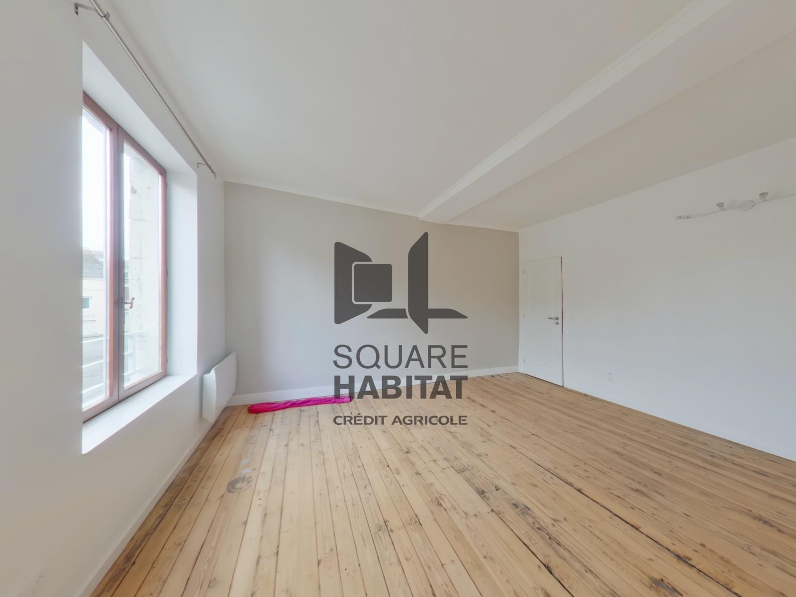 Maison à louer, 103m², Chinon