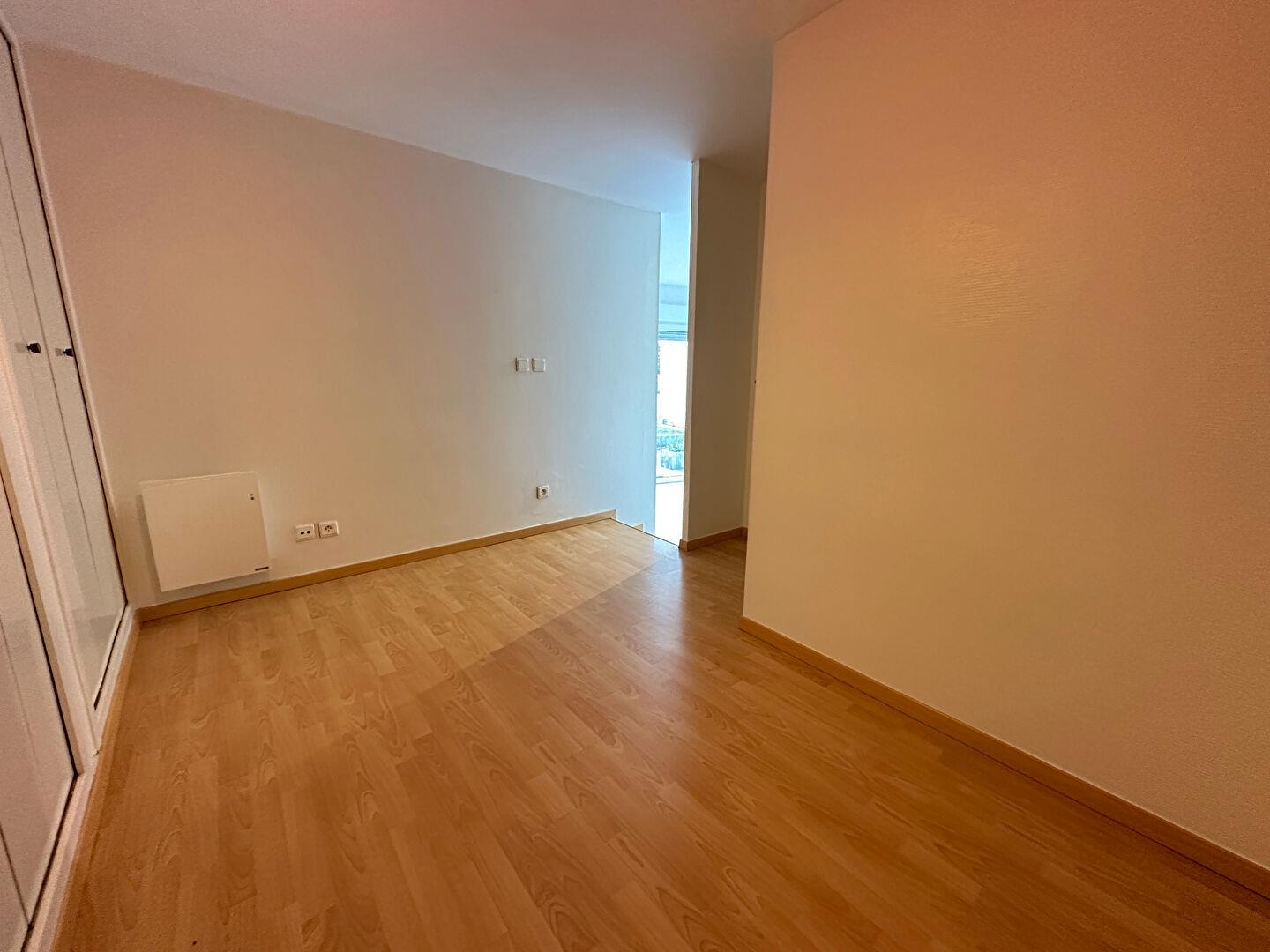 Appartement à louer, 25m², Reims