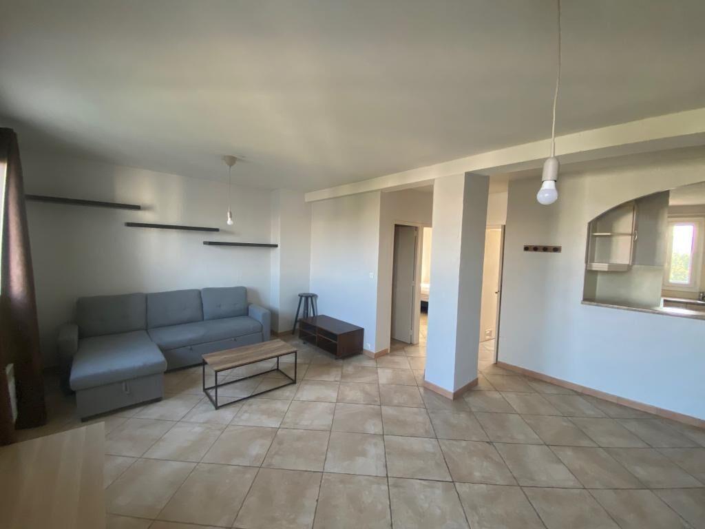 Appartement à louer, 65m², Marseille 10ème