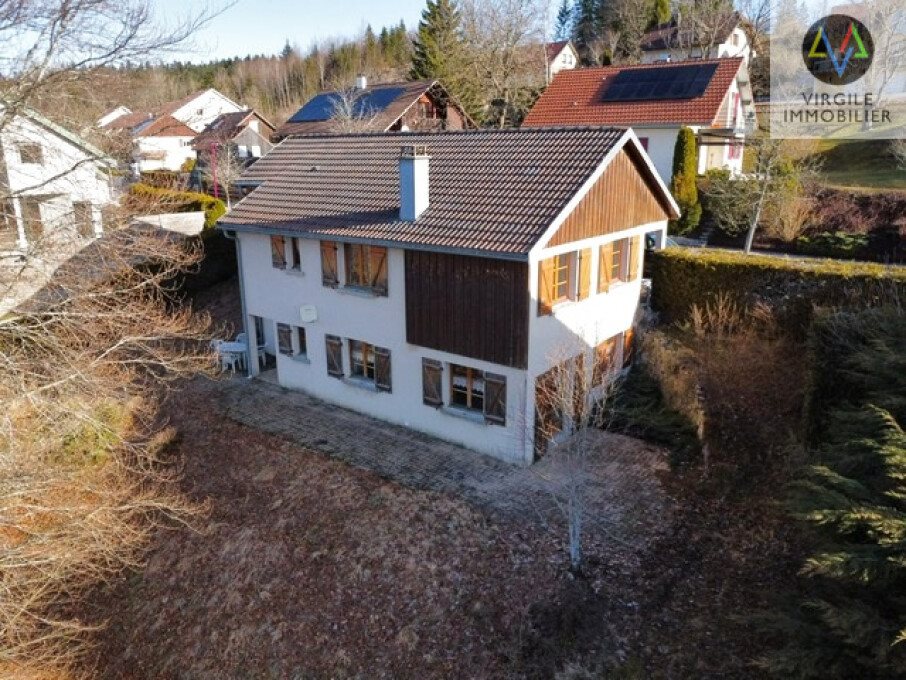 Maison à vendre, 87m², Jougne