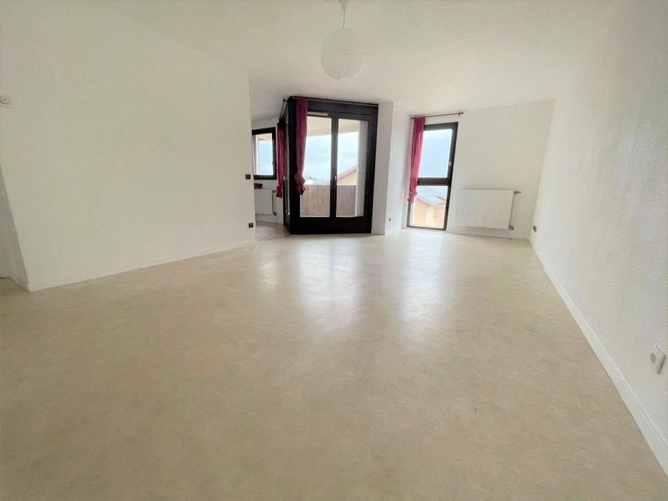 Appartement à louer, 70m², Albertville