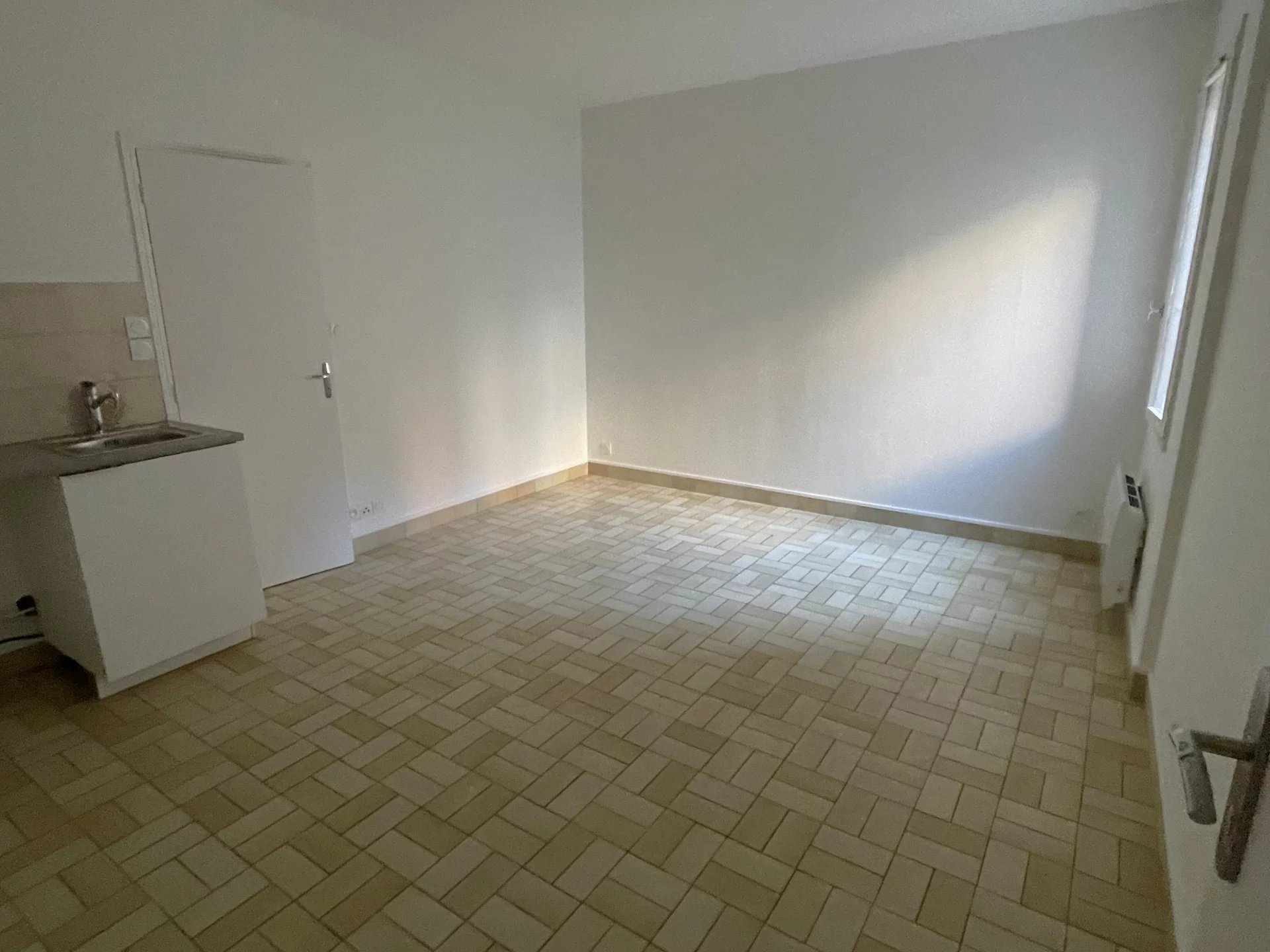 Appartement à louer, 19m², Tours