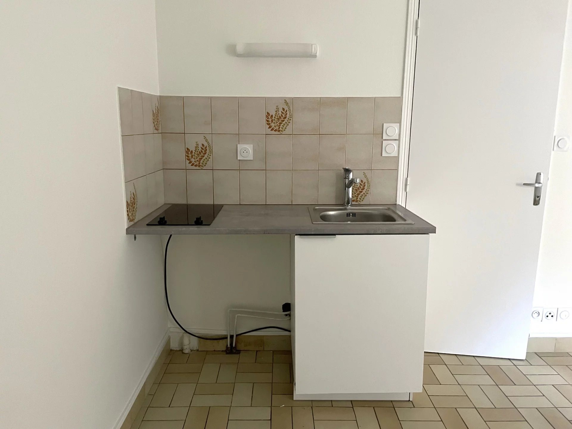 Appartement à louer, 19m², Tours