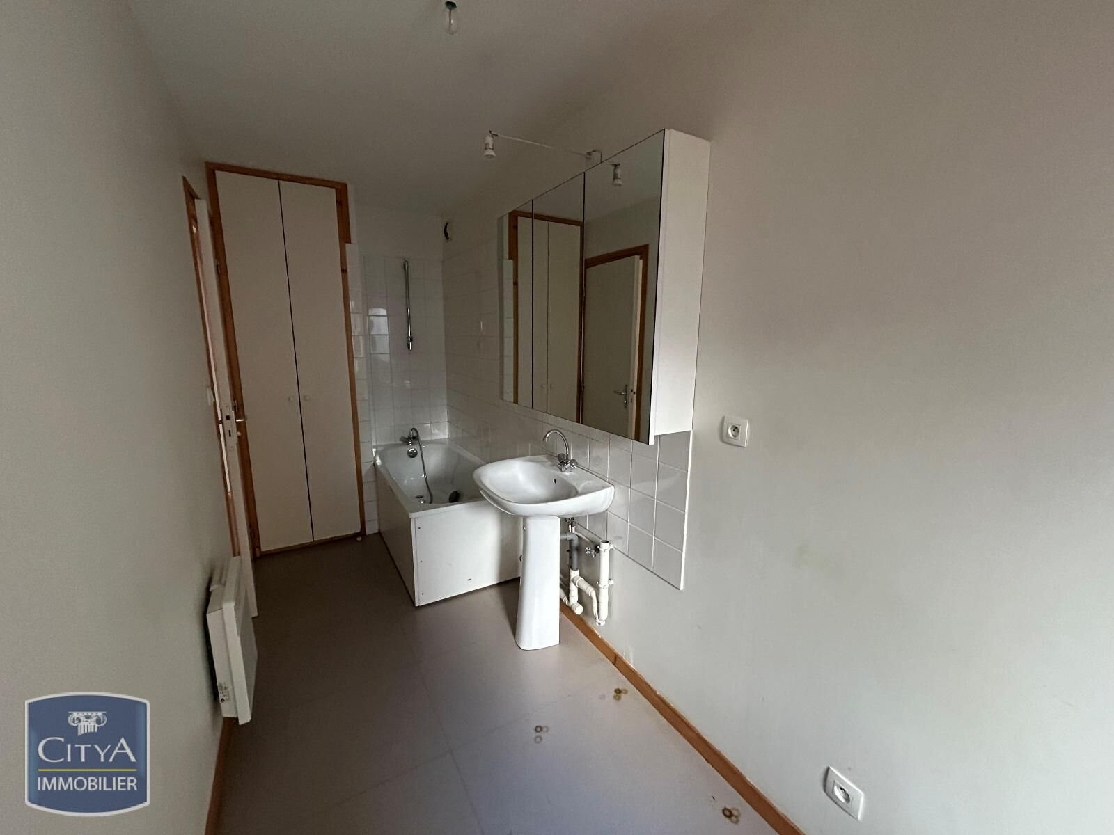 Appartement à louer, 40m², Saint-Etienne