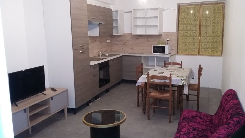 Appartement à louer, 70m², Montbellet