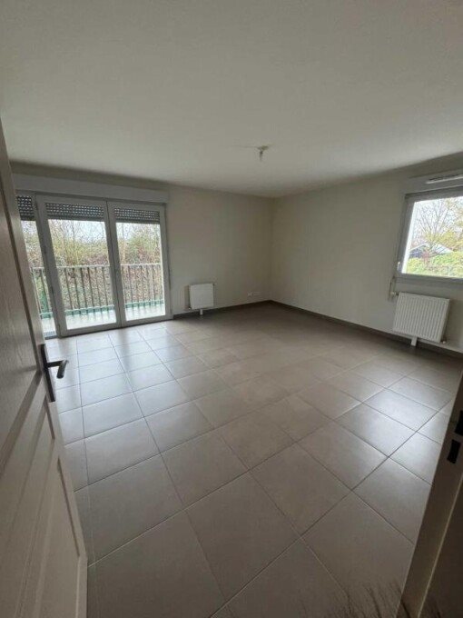 Appartement à louer, 74m², Saint-Julien-les-Villas
